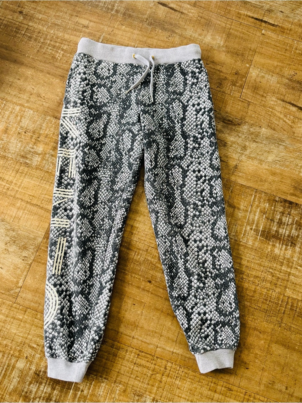 Kenzo Paris Black/White Snake Print Cotton Knit joggers Women's size small